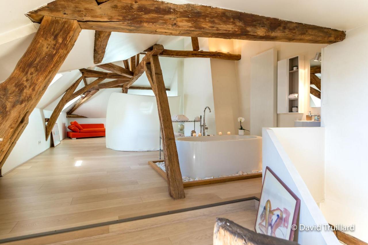 Suite Mana Ohana - Luxe Et Authenticite A 2 Pas De La Place Ducale Avec Parking Prive Charleville-Mezieres Luaran gambar