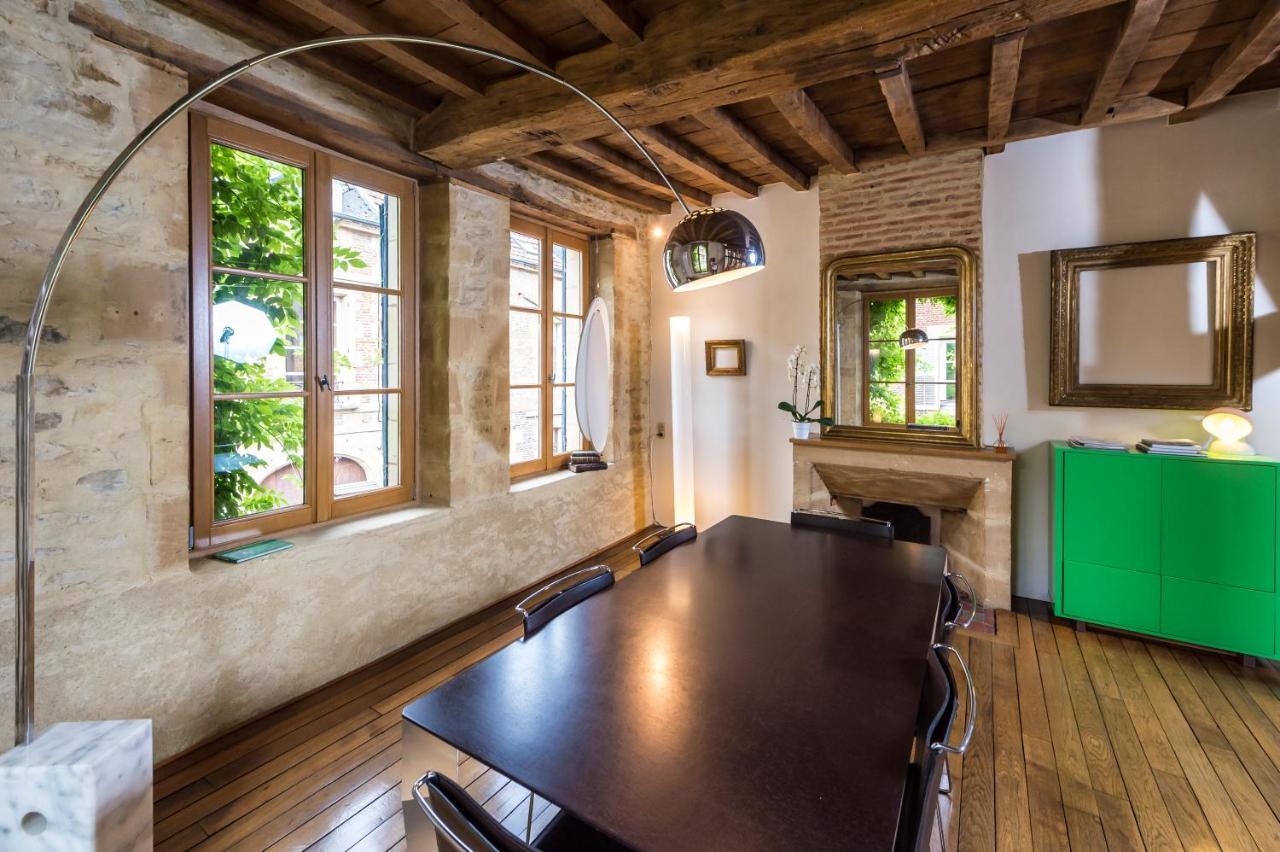 Suite Mana Ohana - Luxe Et Authenticite A 2 Pas De La Place Ducale Avec Parking Prive Charleville-Mezieres Luaran gambar
