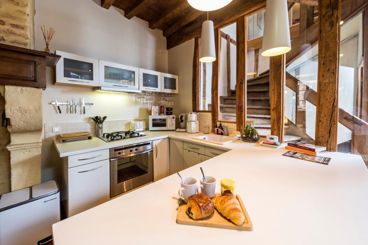 Suite Mana Ohana - Luxe Et Authenticite A 2 Pas De La Place Ducale Avec Parking Prive Charleville-Mezieres Luaran gambar