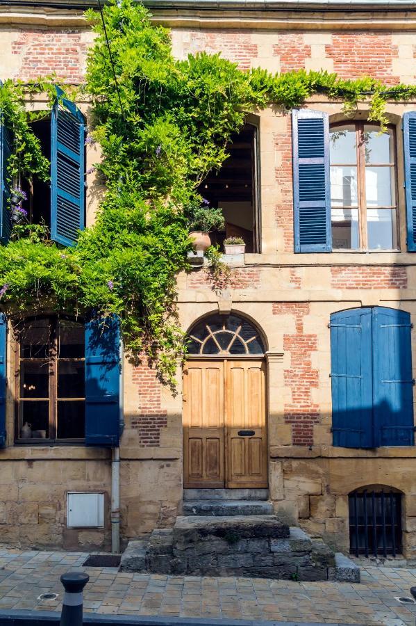 Suite Mana Ohana - Luxe Et Authenticite A 2 Pas De La Place Ducale Avec Parking Prive Charleville-Mezieres Luaran gambar