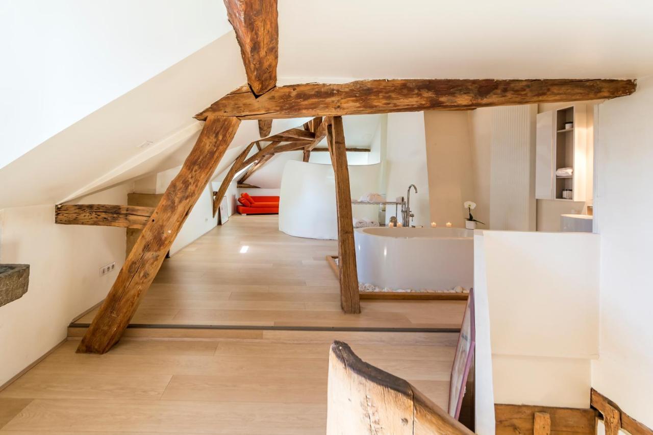 Suite Mana Ohana - Luxe Et Authenticite A 2 Pas De La Place Ducale Avec Parking Prive Charleville-Mezieres Luaran gambar
